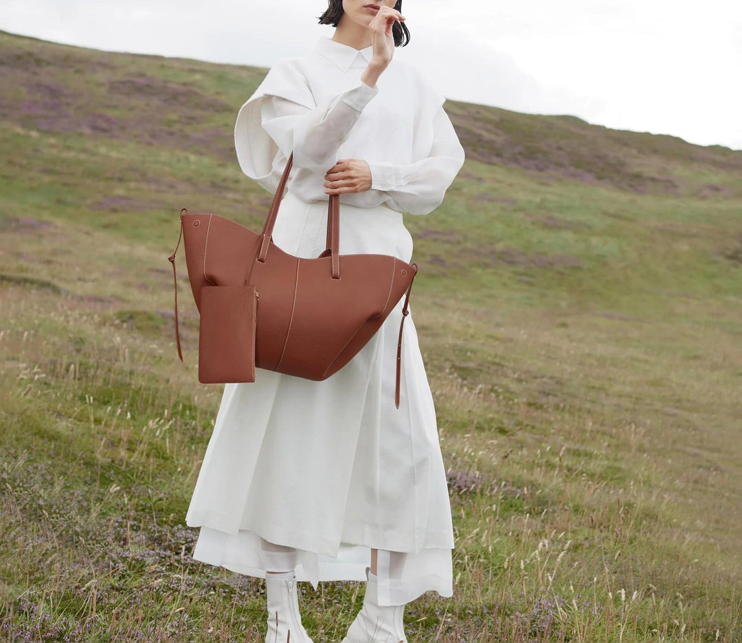 Amarelle – Oversized Leather Tote Bag for Women