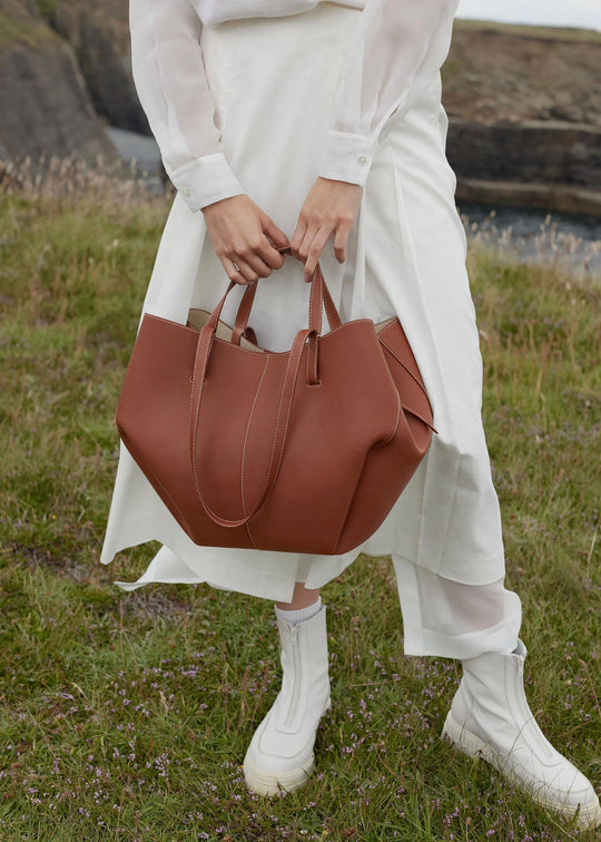 Amarelle – Oversized Leather Tote Bag for Women