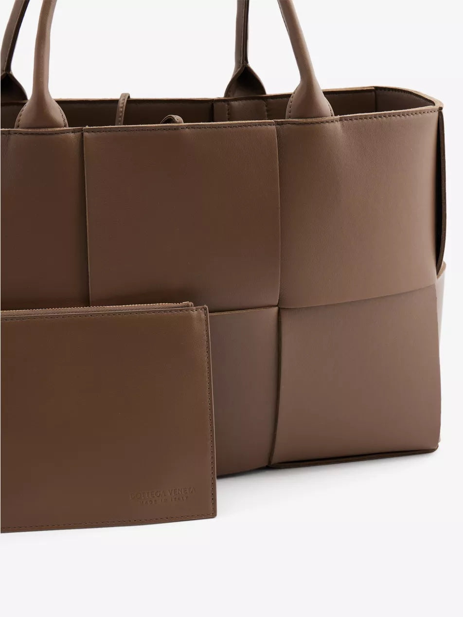 Hadley – Chic Woven Leather Tote Bag for Women