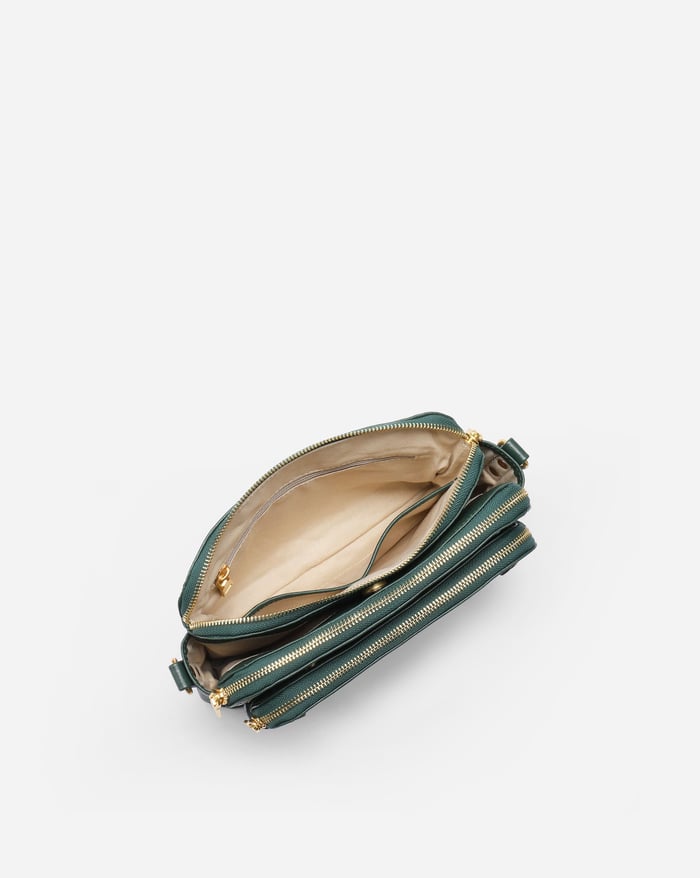 Anastasia – Leather Shoulder Bag with Stylish Design and Versatile Functionality