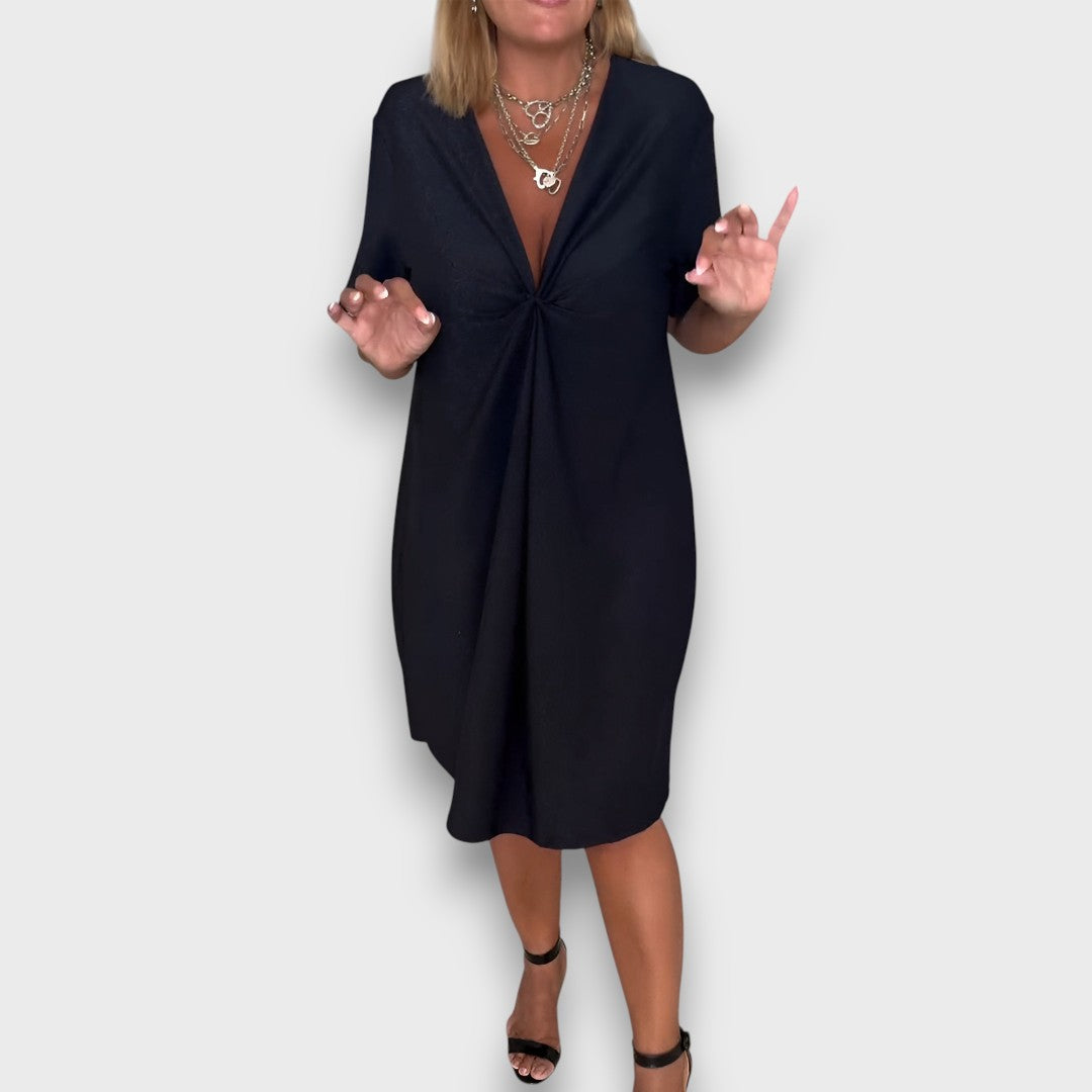 Aurela – Dress with Twist Detail