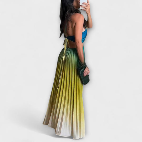 Havira – Backless Maxi Dress with Gradient and Pleats