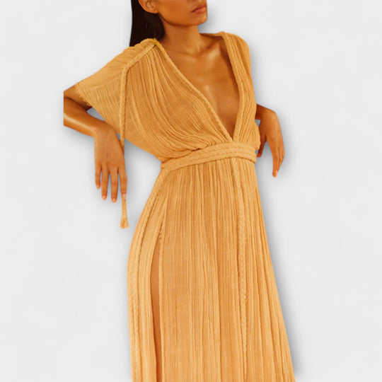 Tanalia – Wrap Dress in Resort Style