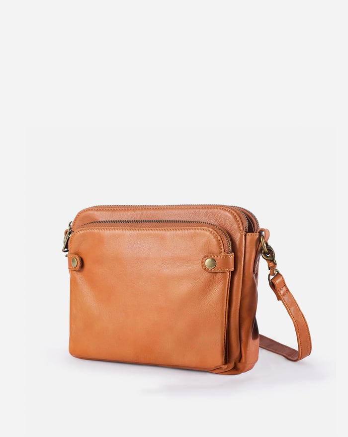 Anastasia – Leather Shoulder Bag with Stylish Design and Versatile Functionality