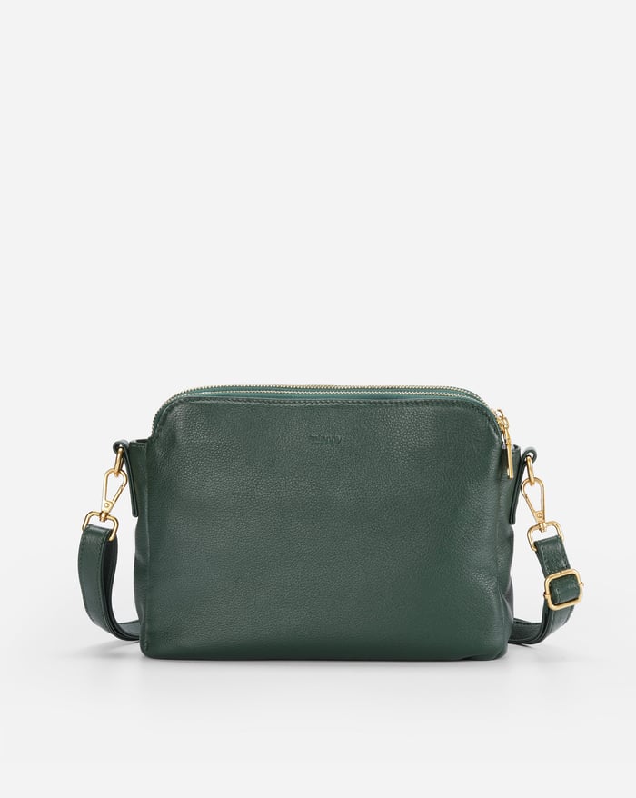 Anastasia – Leather Shoulder Bag with Stylish Design and Versatile Functionality