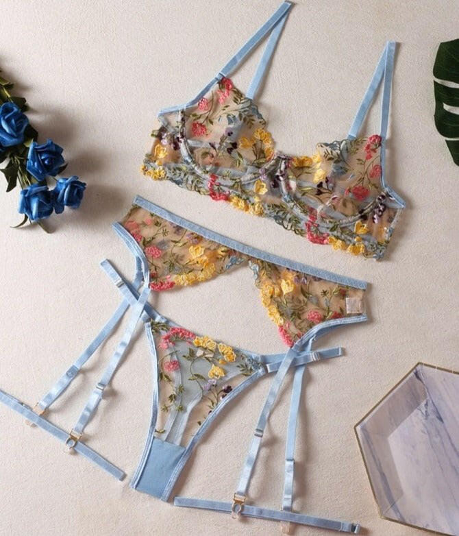 Florelle – 3-Piece Embroidered Garden Lingerie Set