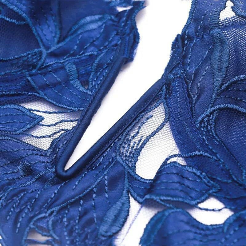 Elira – Embroidered Lingerie Set for Women