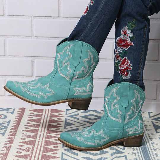 Maiken - TrailBloom Western V-Cut Boots