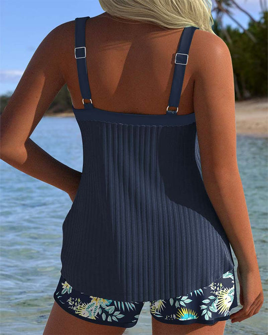Palmira – Breezy Tank & Tropical Shorts Set