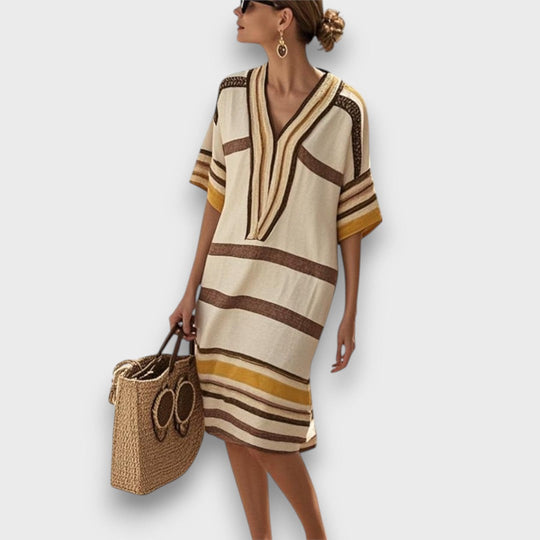 Calys – Relaxed Kaftan Dress with Beach Charm