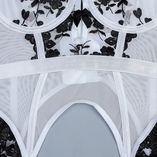 Soraya – Black & White Floral Lace Strap Lingerie Set for Women