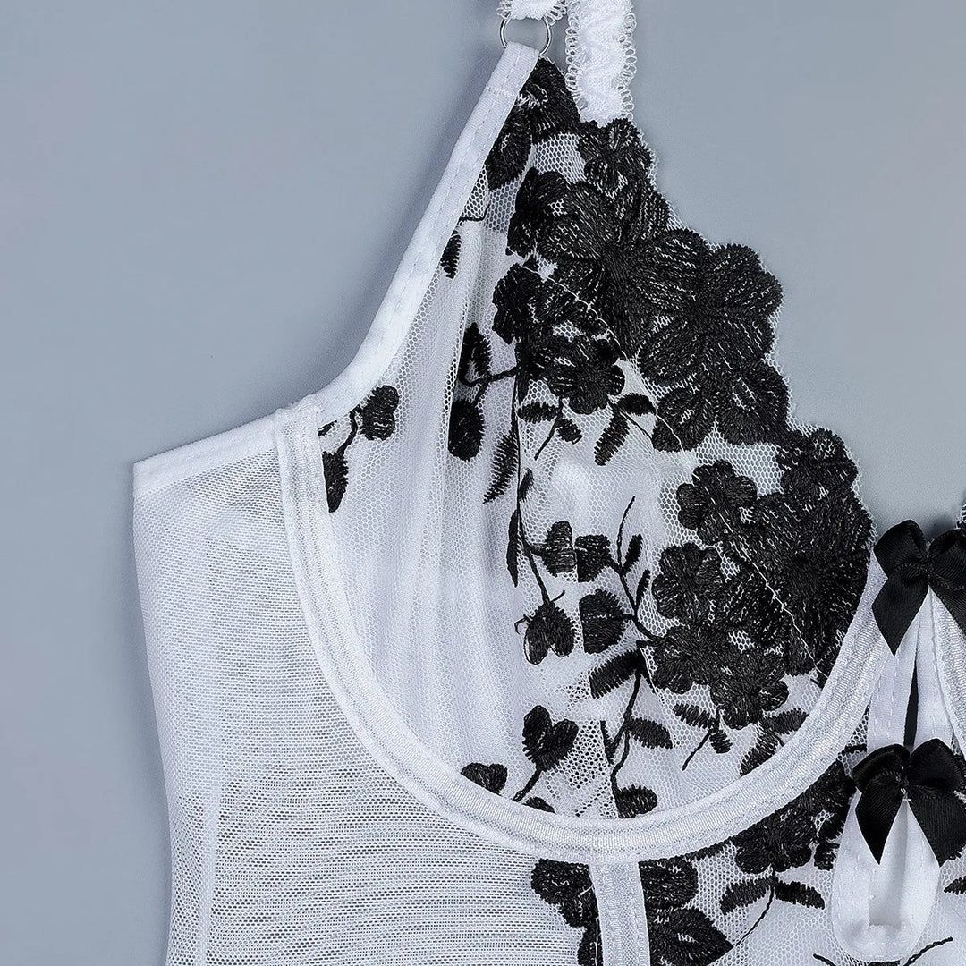Soraya – Black & White Floral Lace Strap Lingerie Set for Women