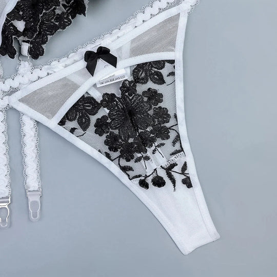 Soraya – Black & White Floral Lace Strap Lingerie Set for Women