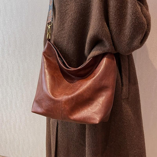 Varelia – Leather Shoulder Bag with Patterned Strap for Women