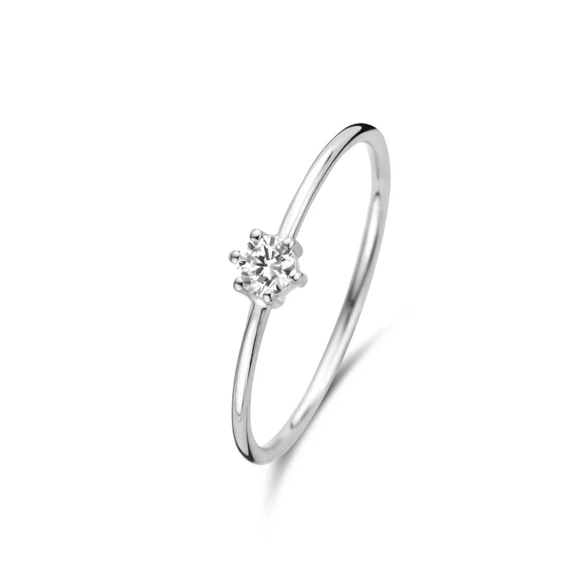 Shelley – Gold Solitaire Floral Ring for Women