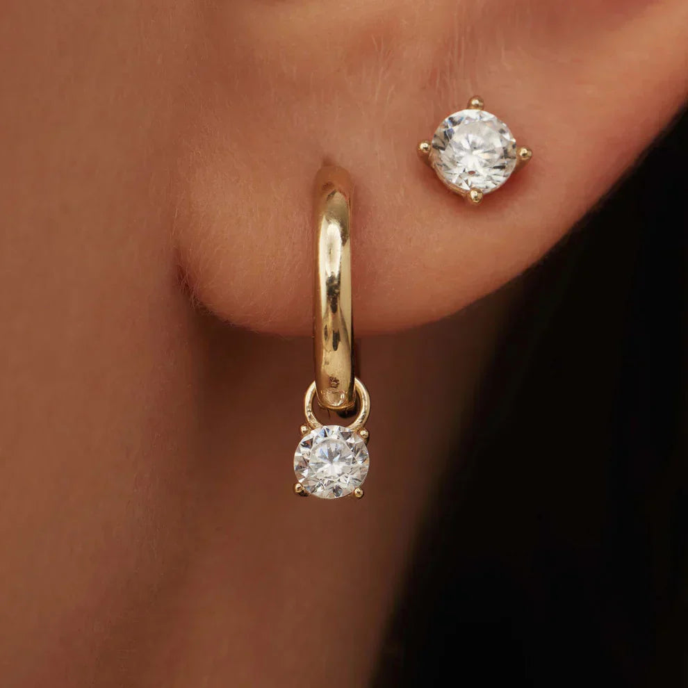 Fern – Gold Hoop Earrings with Solitaire Charm