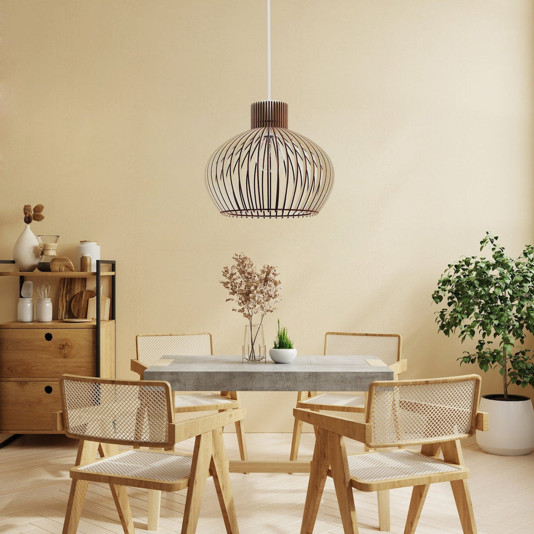 Calla – Sculpted Wooden Pendant Light