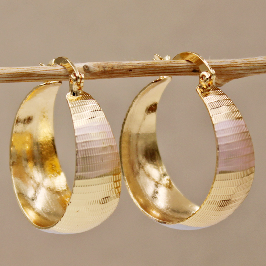Chryselle – Textured Gold Hoop Earrings