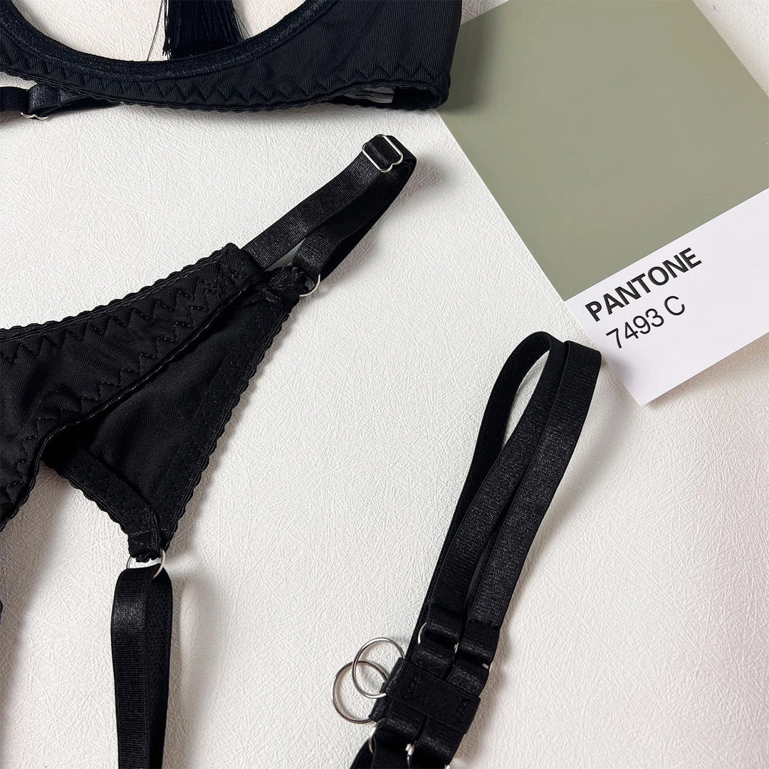 Véla – Ultra-Strappy Temptation Lingerie Set for Women