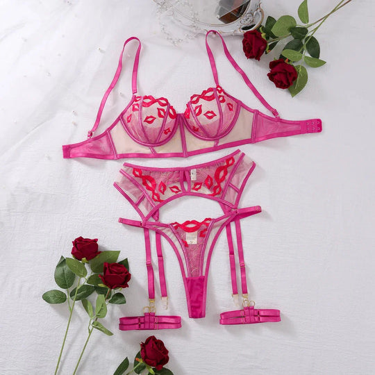 Nova – Kiss Embroidered Lingerie Set