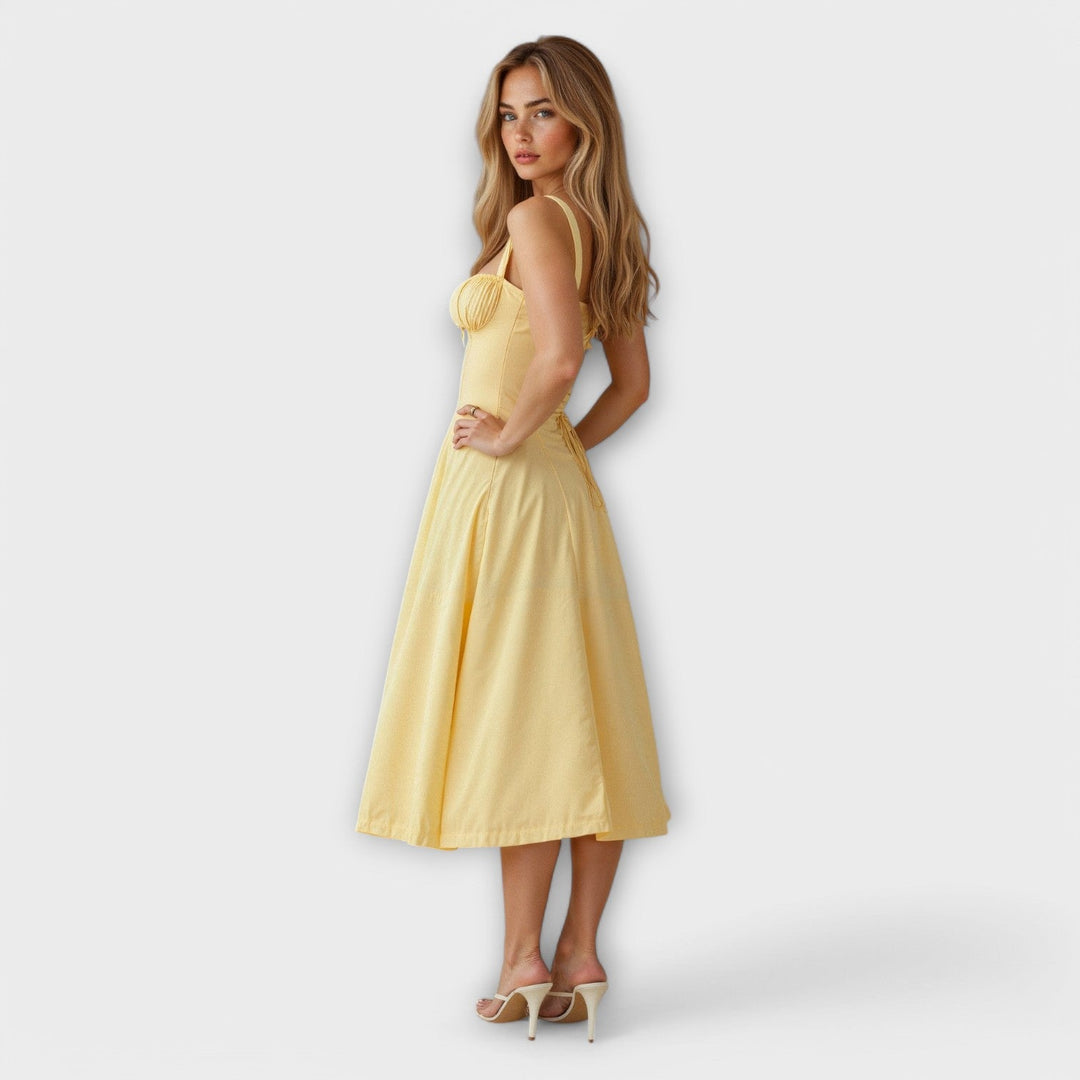 Marvelle – Midi Dress with Floral Silhouette