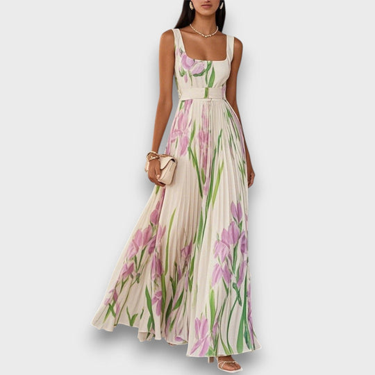 Nerelle – Maxi Dress with Flowing Floral Print