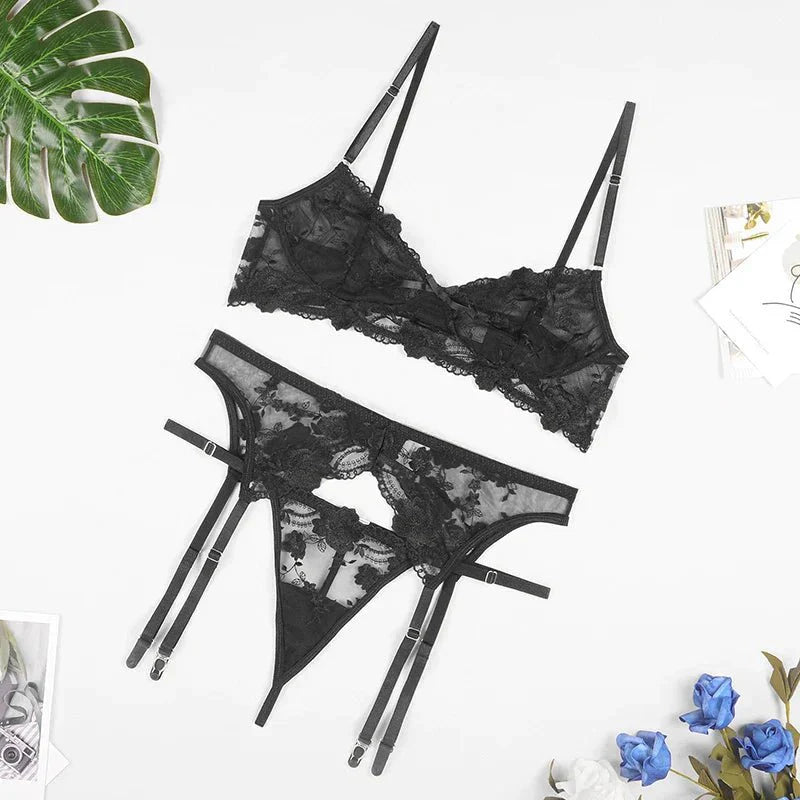 Élodie – 3-Piece Sheer Lace Lingerie Set