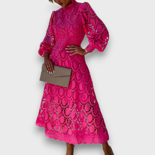 Charlotte – Romantic Midi Dress with Defined Waist