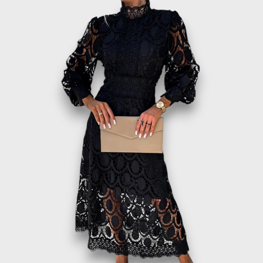 Charlotte – Romantic Midi Dress with Defined Waist