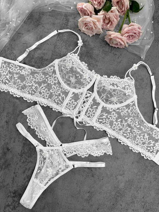 Meliora – White Lace Blossom Lingerie Set for Women