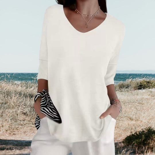 Linda – Relaxed V-Neck Short Sleeve Knit for Women