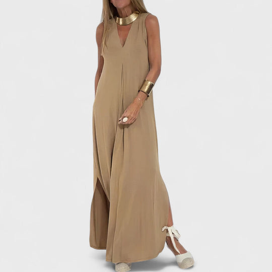 Livana – Maxi Dress with Sophisticated Draping